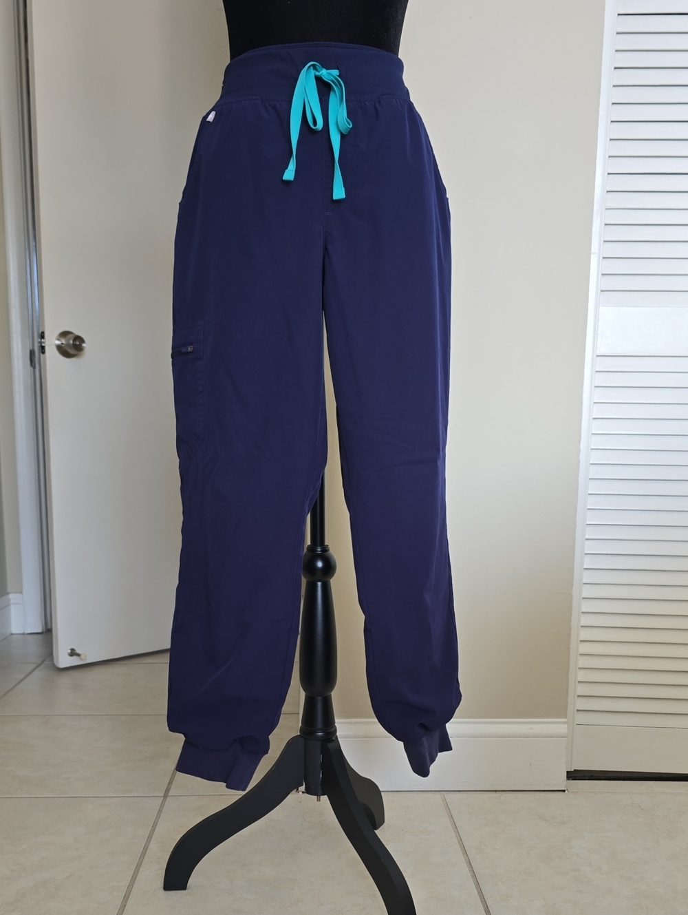 FIGS Womens Navy Comfort Scrub Pants